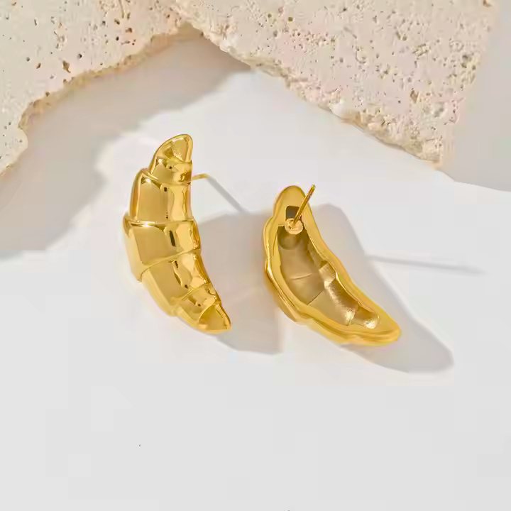 Classic Croissant - Real 18k gold plated Earring