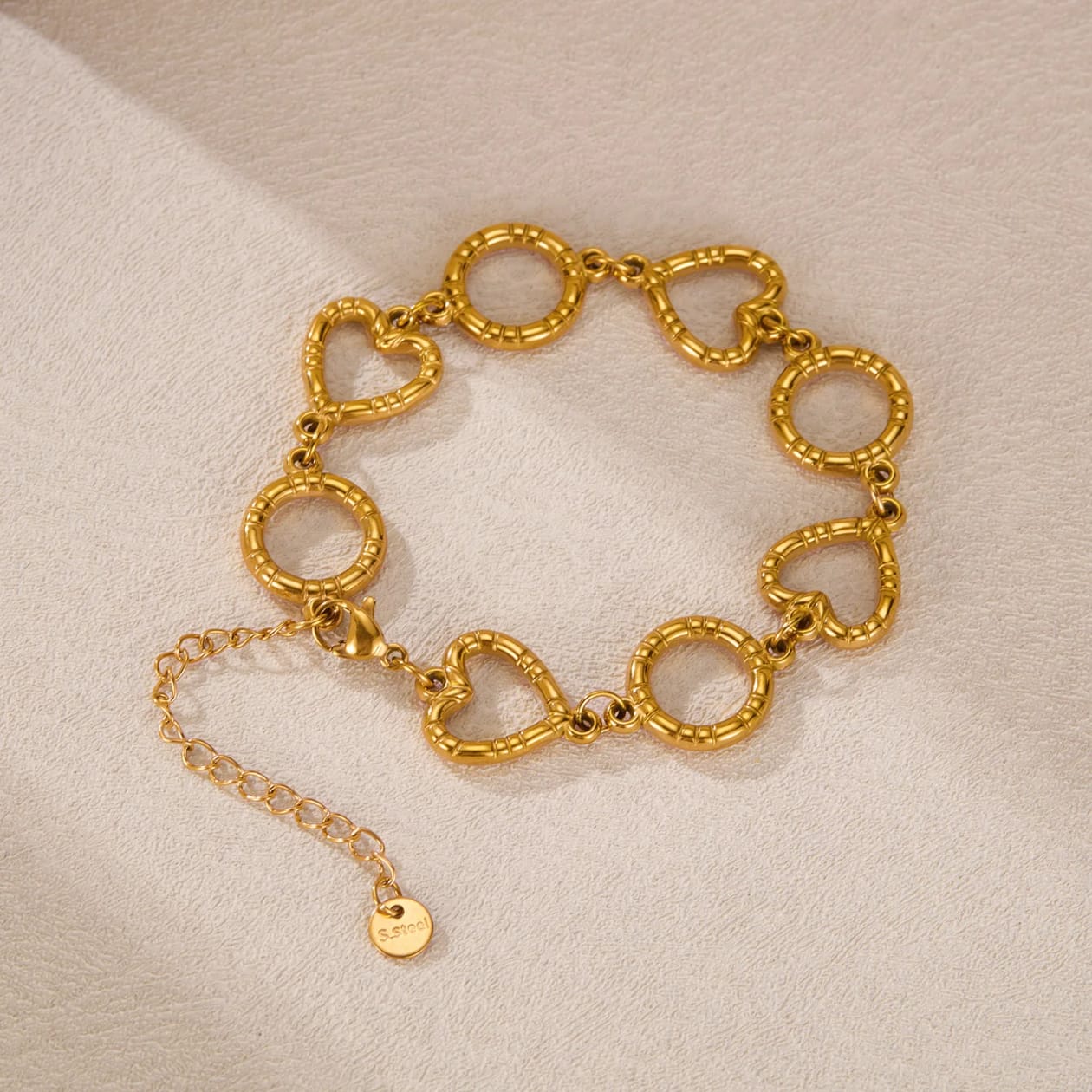 hallow heart chain bracelet 1