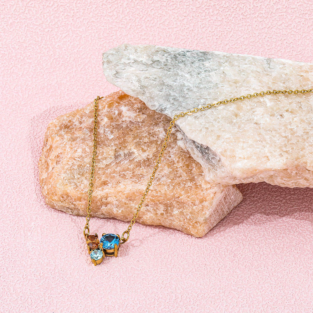 Tri-Color Crystal Pendant Necklace – 18K Gold-Plated Minimal Chain