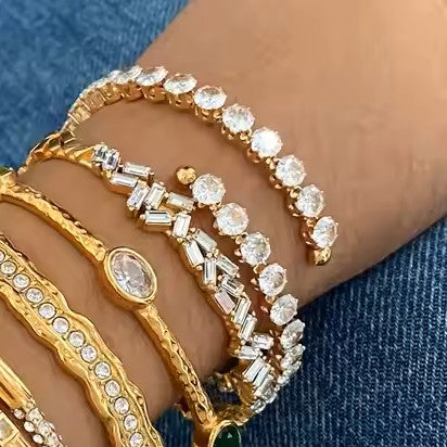 Elle -Royal White Diamonds Light Luxury Waist Bracelets