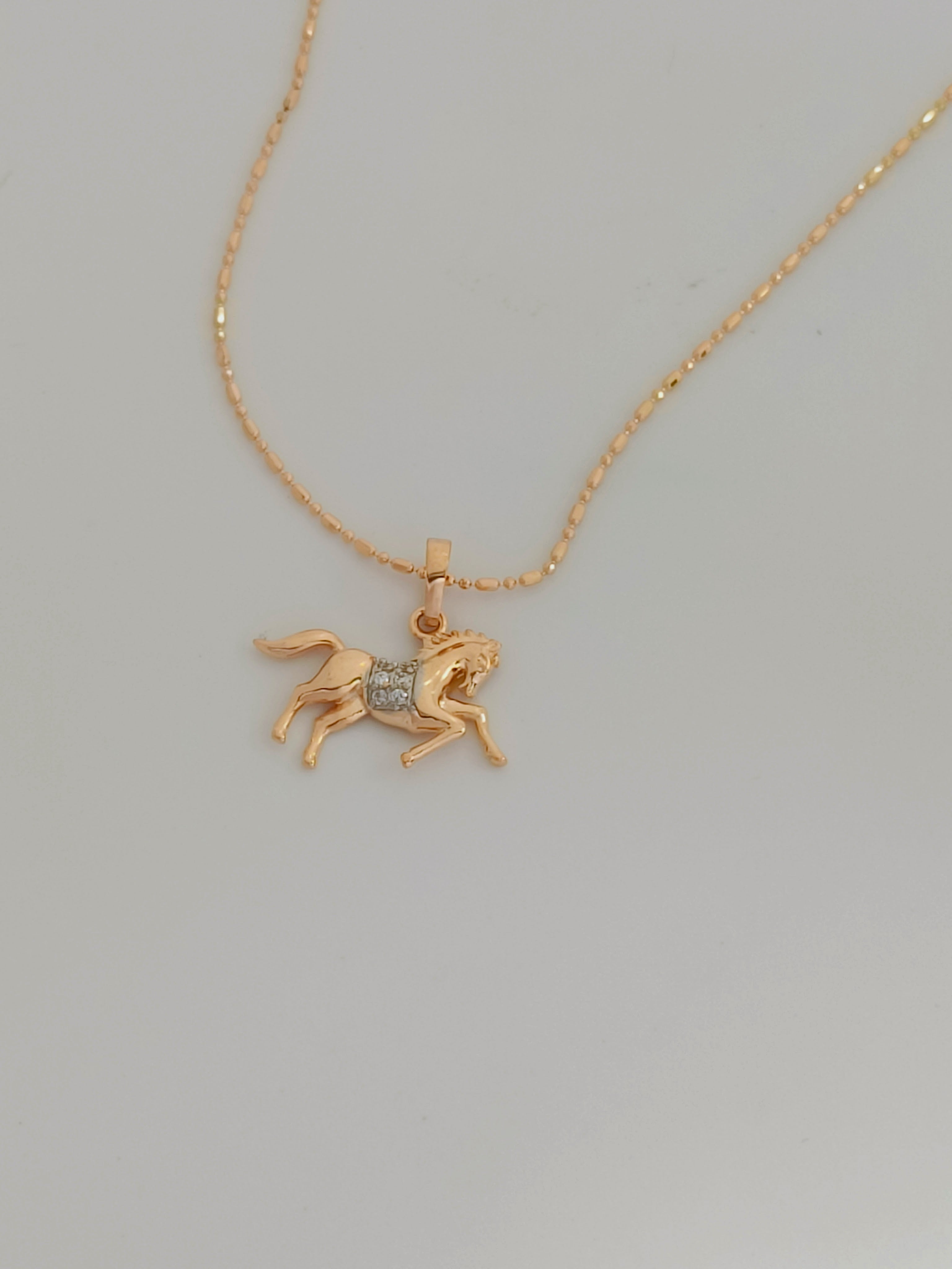 Xuping Running Horse Minimalist Chain