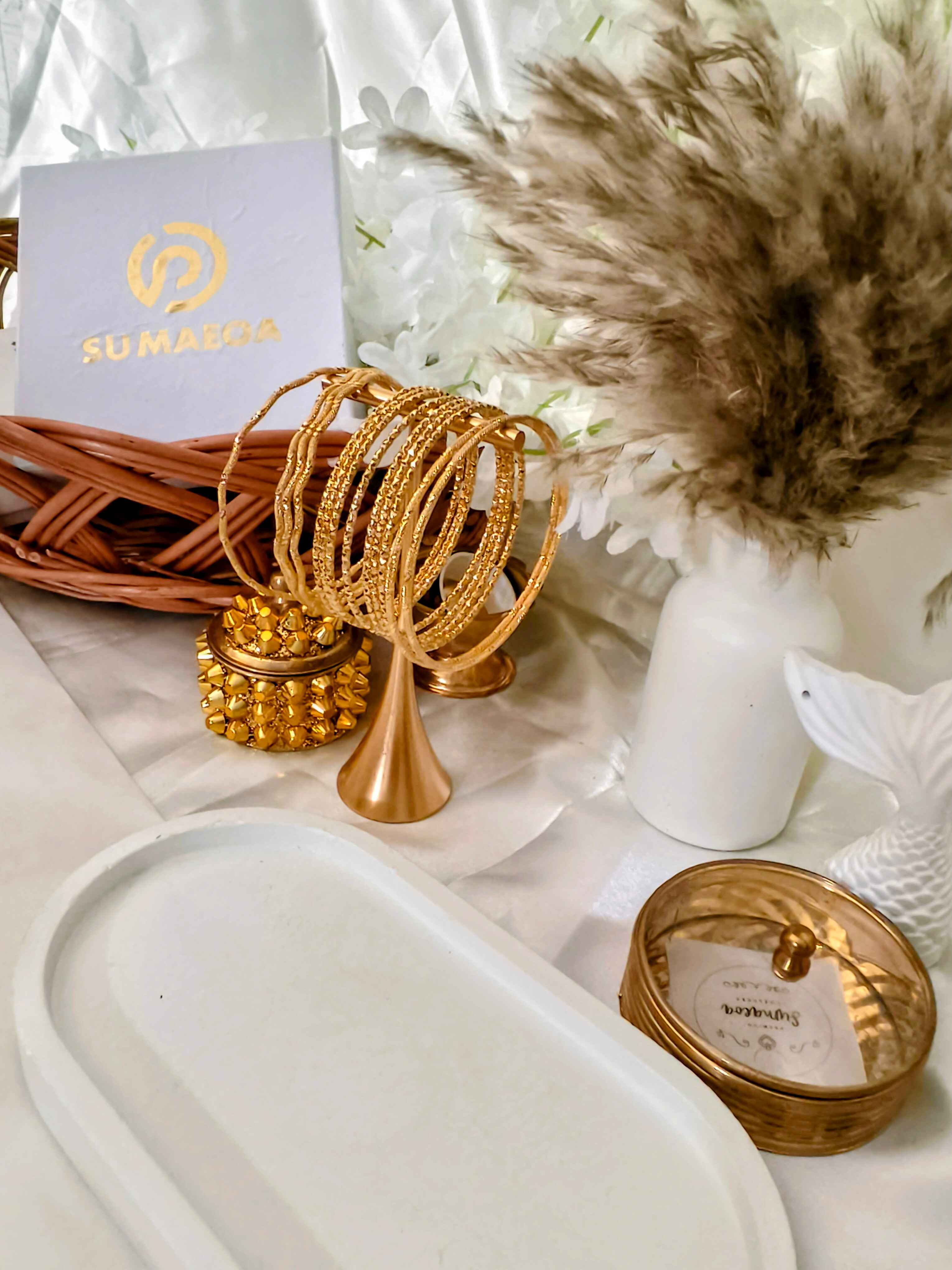 Sonaaura Wavy texture Bangles -18k gold plated