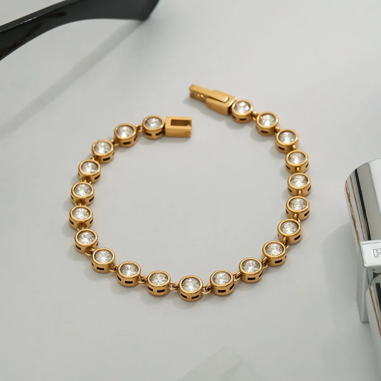 Tennis Bracelet white zircon (Round)-18k gold plated