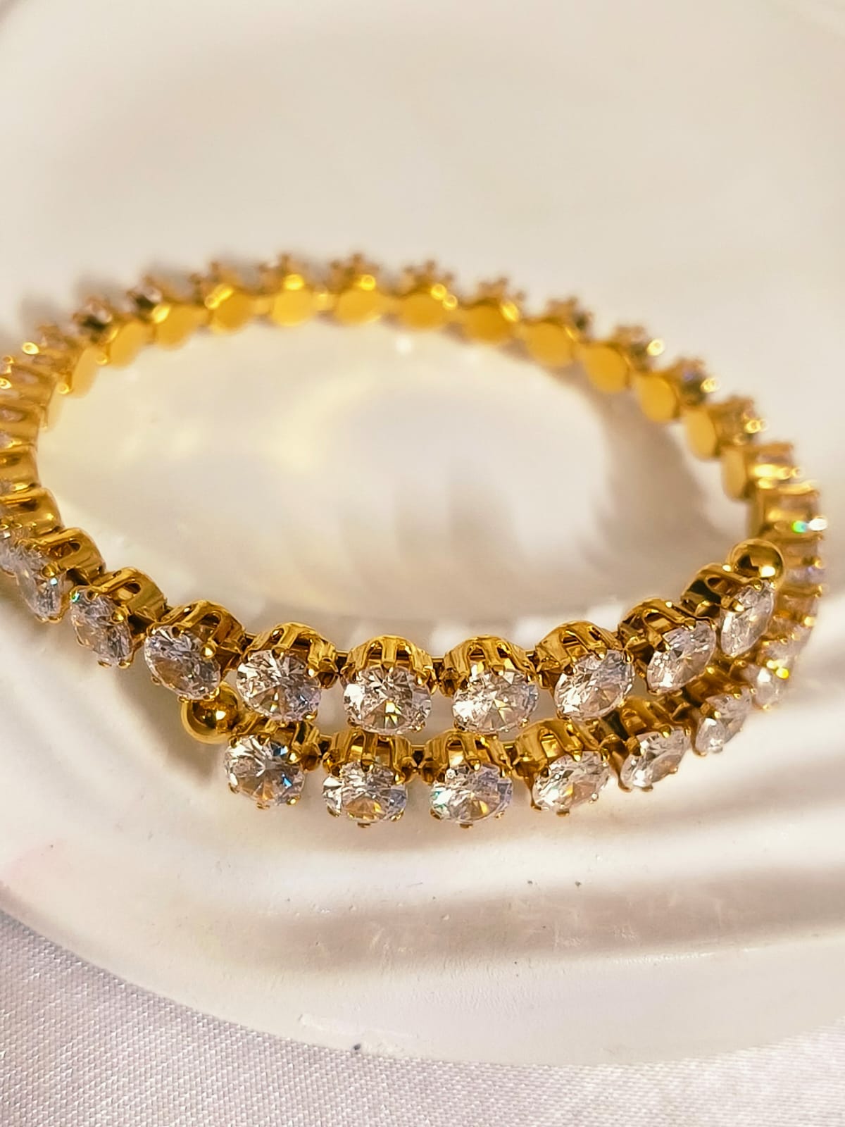 Elle -Royal White Diamonds Light Luxury Waist Bracelets