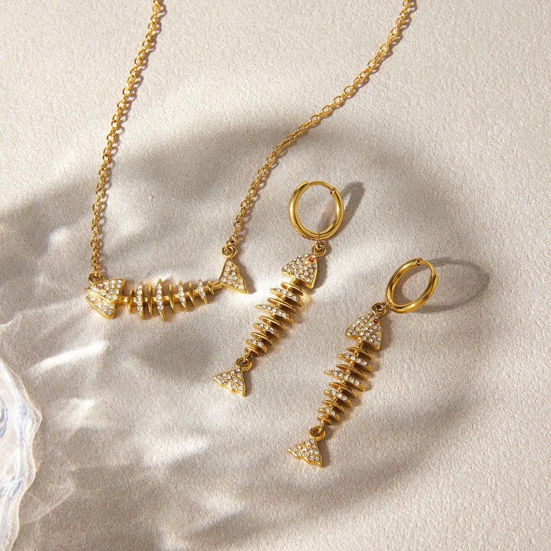 Marina Fishbone Necklace