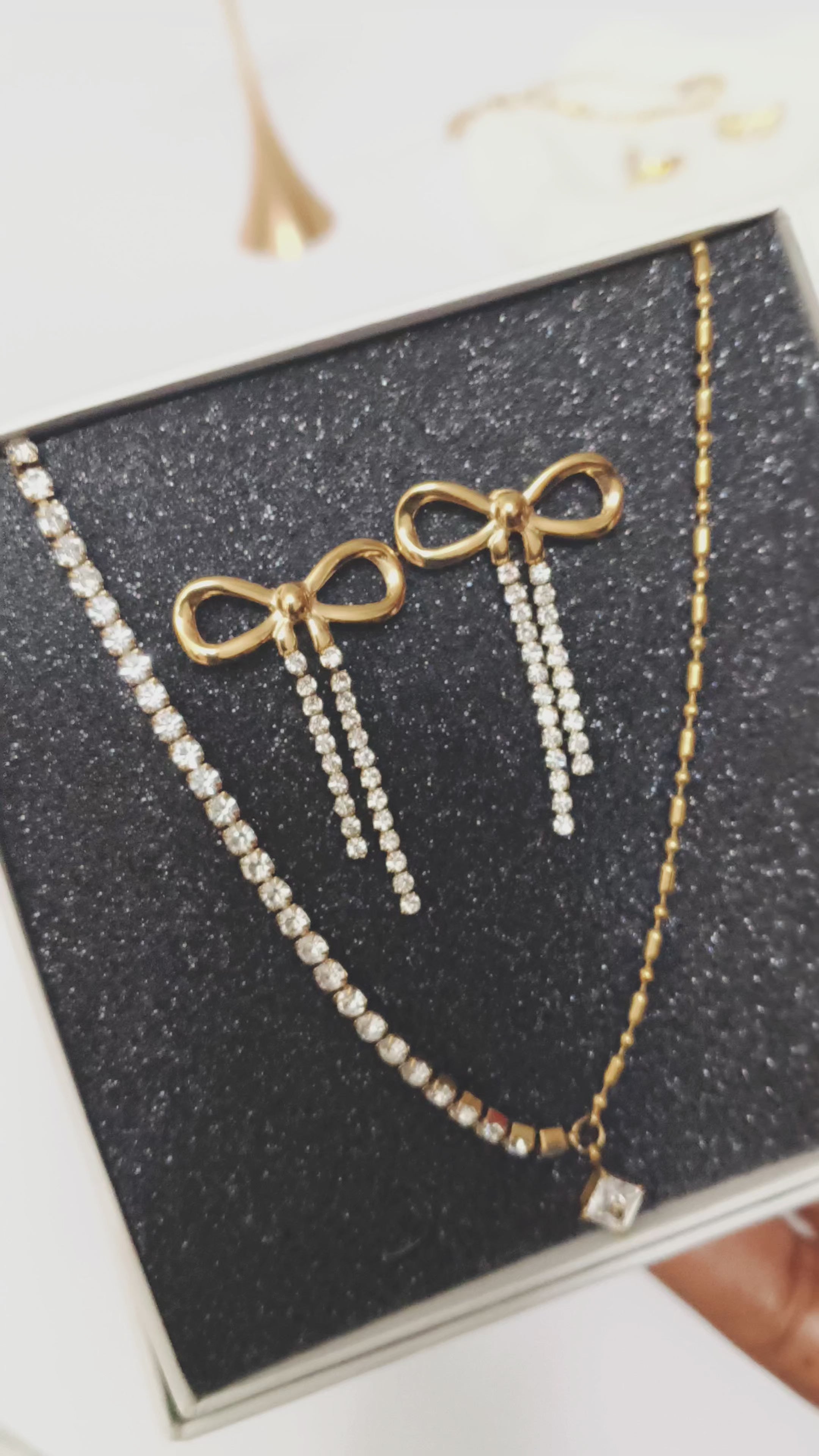 Ava combo- Earring & Necklace