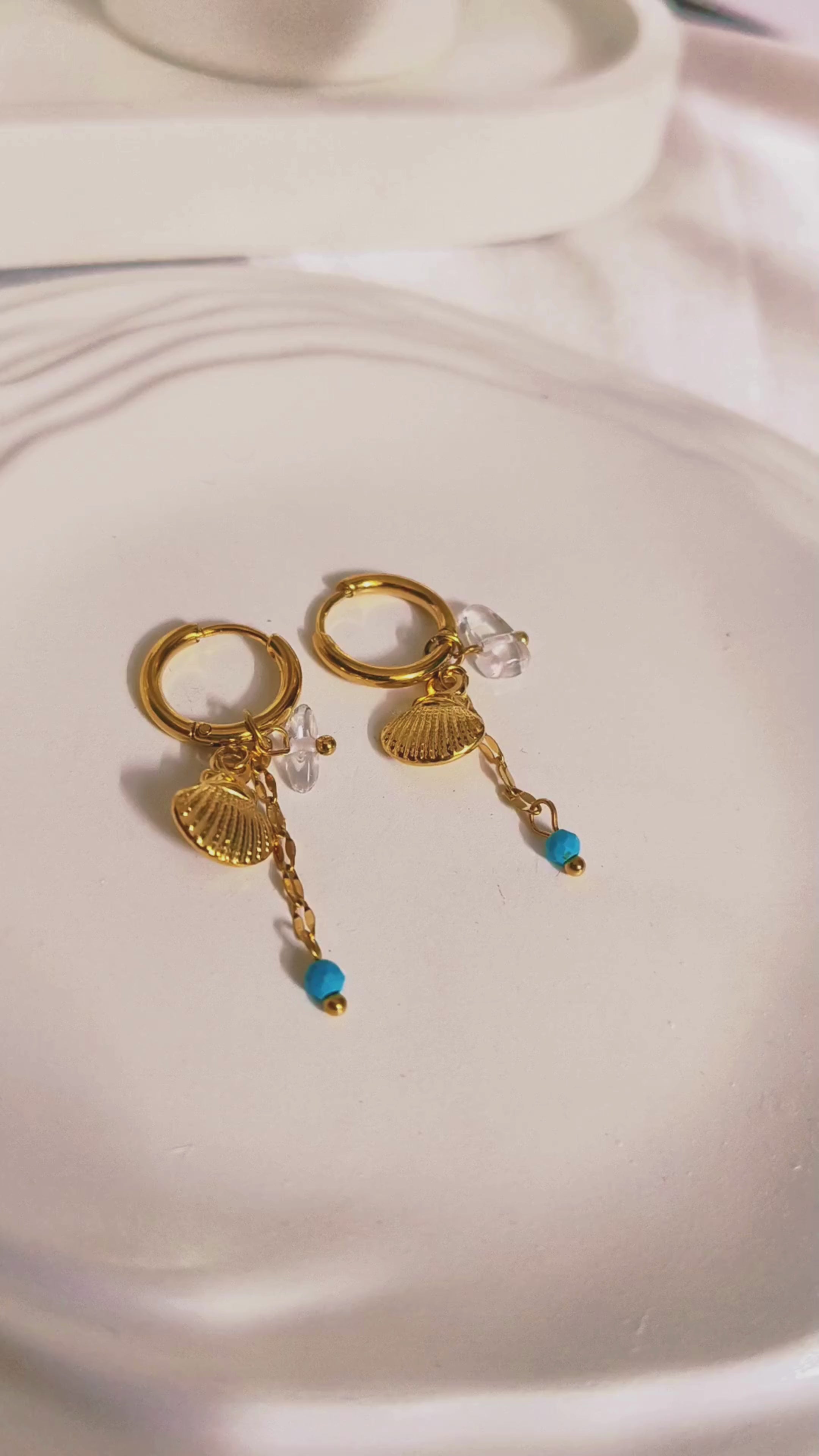 Pearl Shore- 18k gold plated Earring