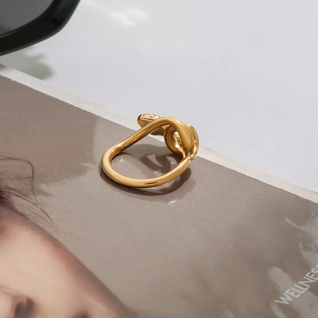 Serpent Knot Ring – Statement ring