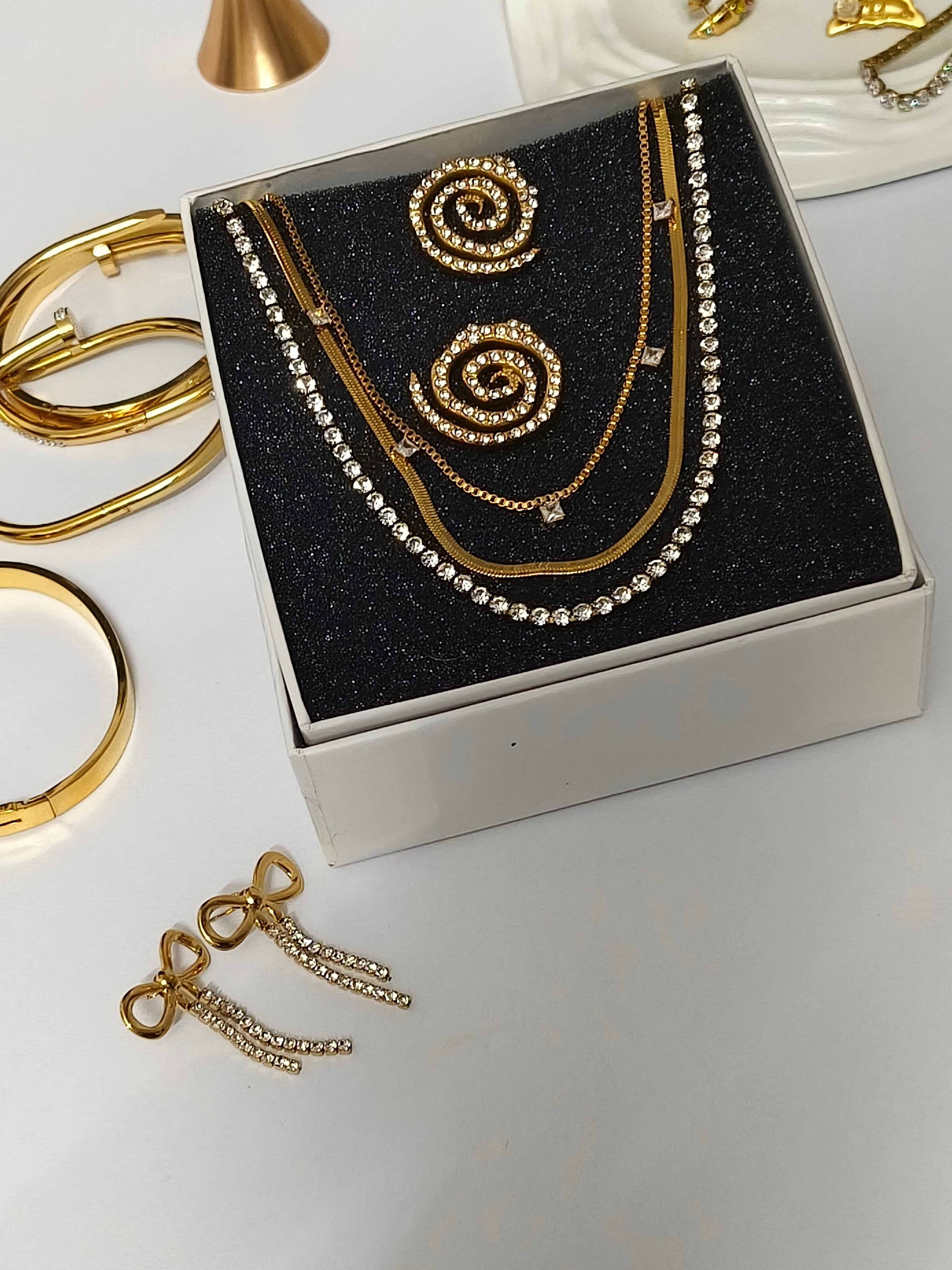 Anna combo- Earring & Necklace
