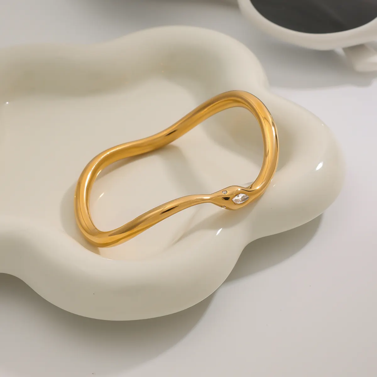 Naagin - Gold Snake Curve Bangle