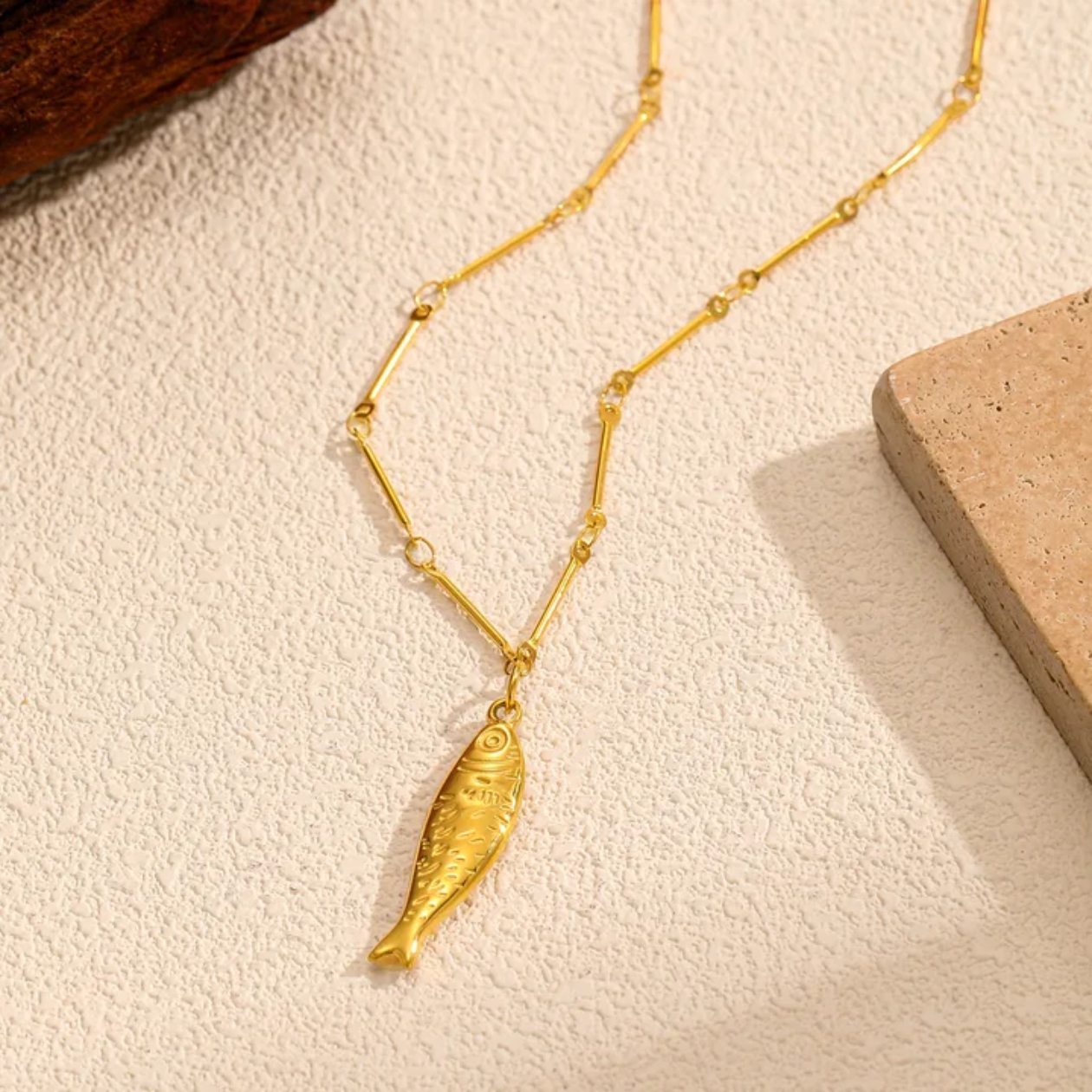 Freda - Fish Pendant Necklace – 18K Gold-Plated -Beach essential